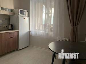 1-к квартира, посуточно, 40м2, 2/16 этаж