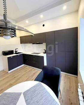 1-к квартира, на длительный срок, 42м2, 4/4 этаж