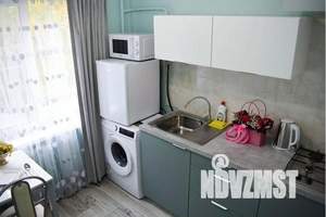 2-к квартира, посуточно, 40м2, 2/5 этаж