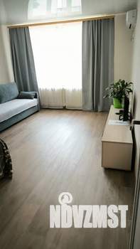 1-к квартира, посуточно, 43м2, 2/8 этаж