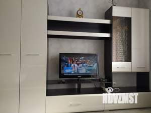 1-к квартира, посуточно, 42м2, 3/16 этаж