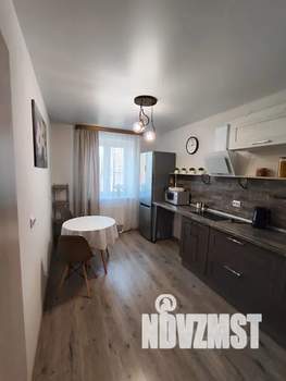 1-к квартира, посуточно, 38м2, 3/10 этаж