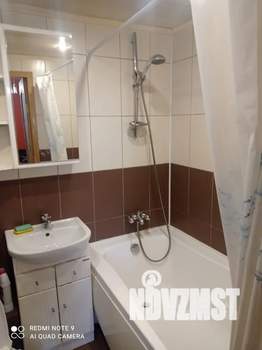 1-к квартира, посуточно, 35м2, 9/9 этаж