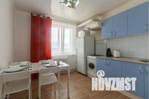 1-к квартира, посуточно, 38м2, 8/10 этаж