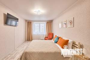 1-к квартира, посуточно, 42м2, 2/10 этаж