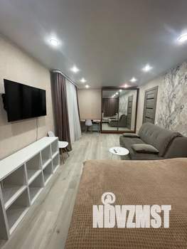 1-к квартира, посуточно, 40м2, 7/9 этаж