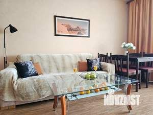 1-к квартира, посуточно, 52м2, 4/6 этаж