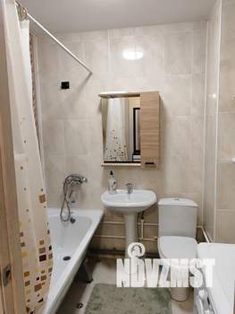 1-к квартира, посуточно, 38м2, 3/10 этаж