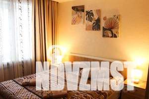2-к квартира, посуточно, 60м2, 1/5 этаж