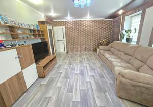 3-к квартира, вторичка, 82м2, 1/10 этаж