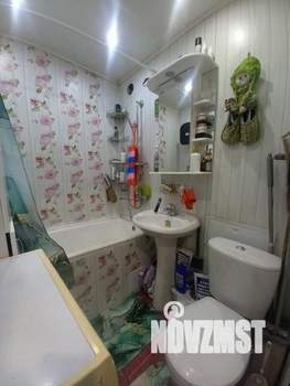 2-к квартира, вторичка, 42м2, 1/5 этаж