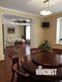 4-к квартира, вторичка, 159м2, 1/5 этаж