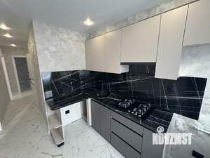 3-к квартира, вторичка, 60м2, 1/9 этаж