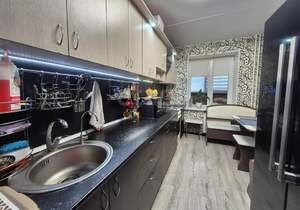 2-к квартира, вторичка, 48м2, 1/10 этаж