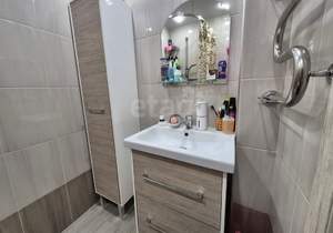 2-к квартира, вторичка, 52м2, 1/9 этаж