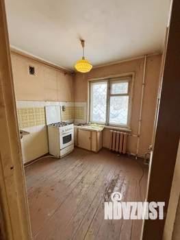 3-к квартира, вторичка, 58м2, 1/5 этаж