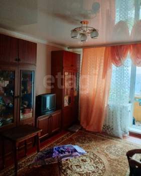 3-к квартира, вторичка, 68м2, 1/10 этаж