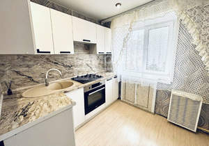 2-к квартира, вторичка, 43м2, 5/5 этаж