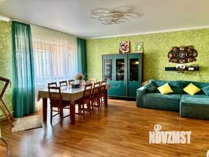 6-к квартира, вторичка, 175м2, 4/4 этаж
