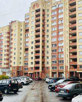 2-к квартира, вторичка, 70м2, 8/10 этаж