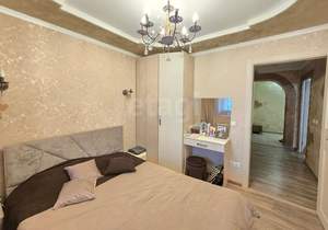 3-к квартира, вторичка, 82м2, 1/10 этаж