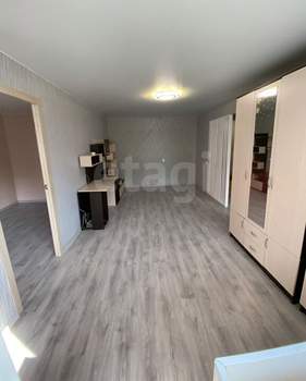 2-к квартира, вторичка, 43м2, 5/5 этаж