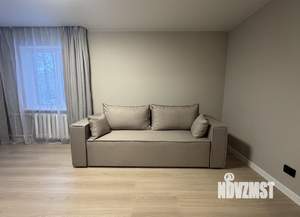 2-к квартира, вторичка, 42м2, 3/5 этаж