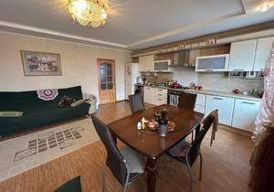 3-к квартира, вторичка, 108м2, 5/5 этаж