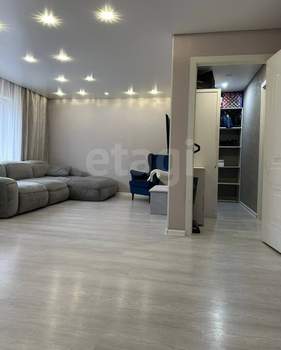 4-к квартира, вторичка, 69м2, 1/9 этаж