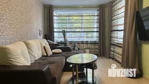 3-к квартира, вторичка, 58м2, 1/9 этаж