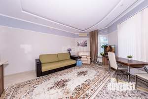 6-к квартира, вторичка, 210м2, 3/3 этаж
