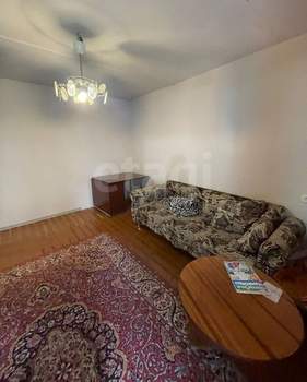 2-к квартира, вторичка, 49м2, 1/5 этаж