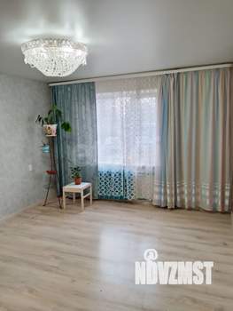 3-к квартира, вторичка, 55м2, 1/9 этаж