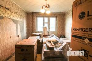 2-к квартира, вторичка, 50м2, 1/9 этаж