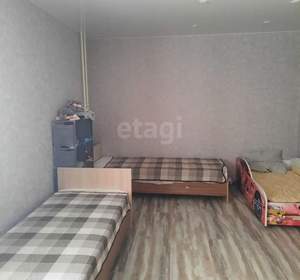 3-к квартира, вторичка, 85м2, 1/10 этаж