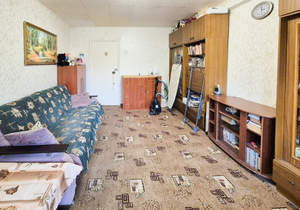 4-к квартира, вторичка, 59м2, 3/5 этаж