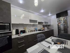3-к квартира, вторичка, 82м2, 1/10 этаж