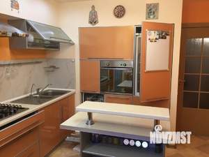4-к квартира, вторичка, 130м2, 5/6 этаж
