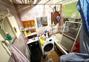 3-к квартира, вторичка, 56м2, 1/5 этаж