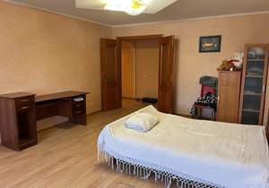 2-к квартира, вторичка, 70м2, 8/10 этаж