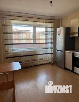 2-к квартира, вторичка, 63м2, 7/10 этаж