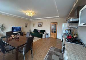 3-к квартира, вторичка, 108м2, 5/5 этаж