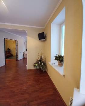 4-к квартира, вторичка, 159м2, 2/4 этаж