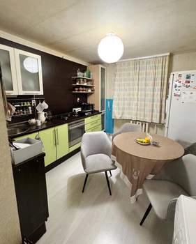 2-к квартира, вторичка, 53м2, 3/10 этаж