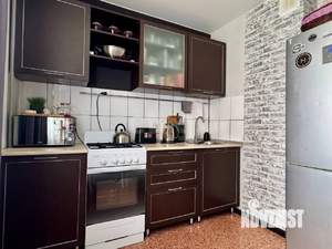 1-к квартира, вторичка, 42м2, 2/5 этаж