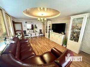 4-к квартира, вторичка, 116м2, 2/10 этаж