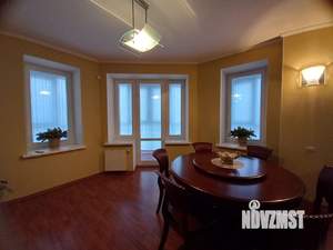 4-к квартира, вторичка, 159м2, 2/5 этаж