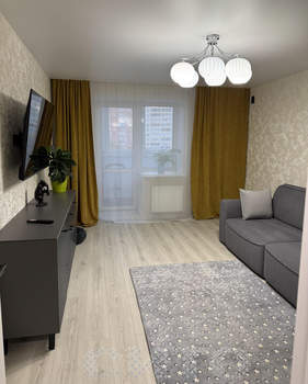 2-к квартира, вторичка, 72м2, 3/10 этаж