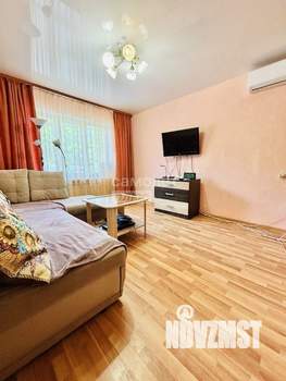 2-к квартира, вторичка, 36м2, 1/5 этаж