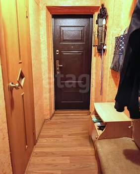 2-к квартира, вторичка, 43м2, 1/5 этаж